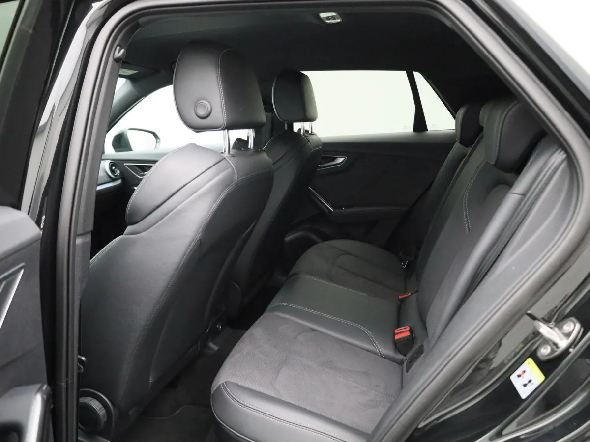 35 TFSI S Edition 150 PK | Automaat | S-line | Camera | Cruise Control | Navigatie | LED Matrix | Parkeersensoren | Sfeerverlichting | Lichtmetalen velgen |