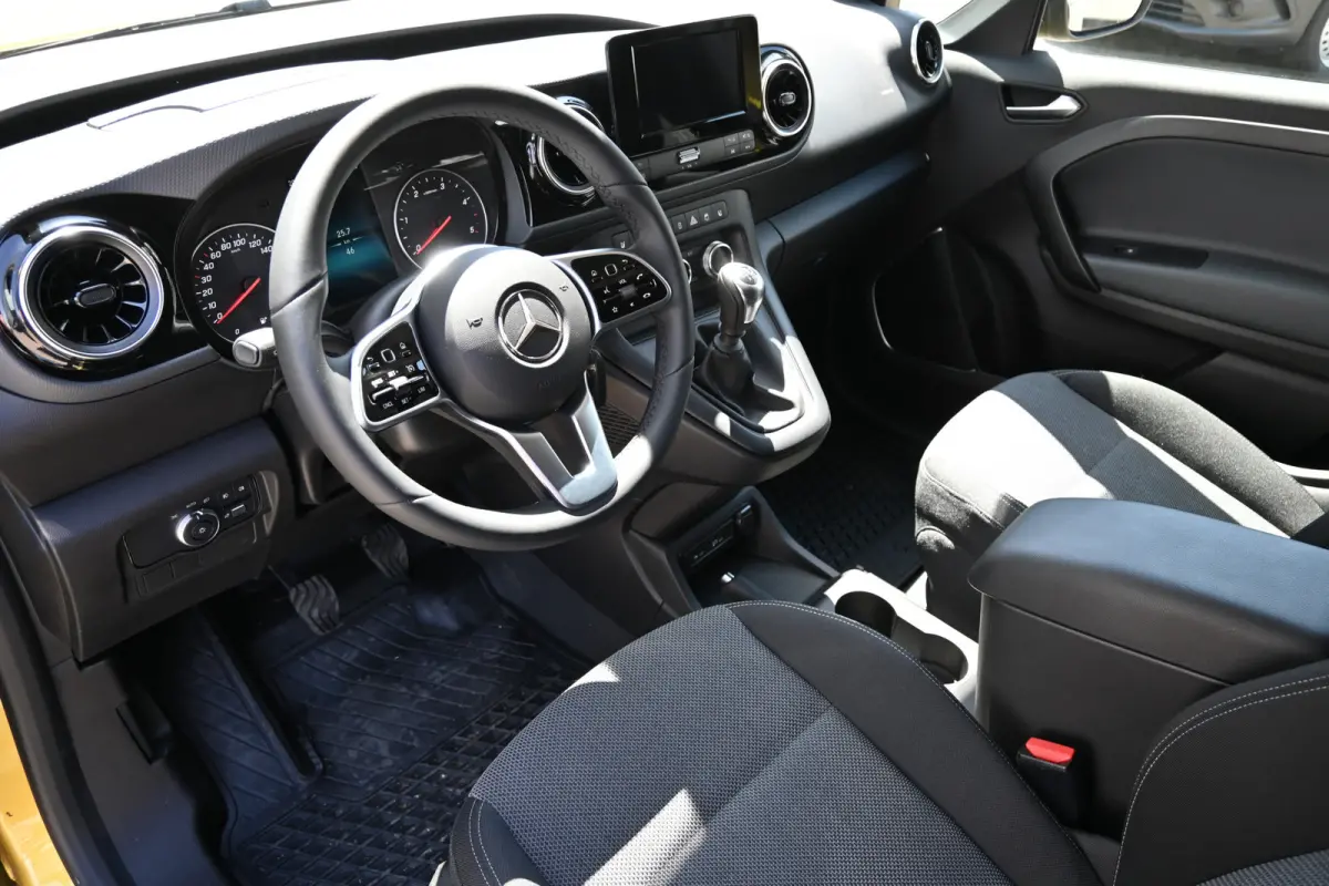 112 CDI L1 Pro LED, Navigatie en camera