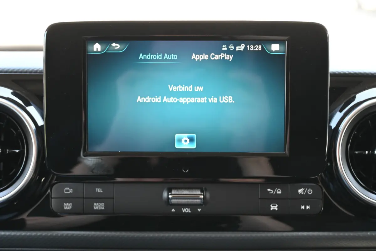 112 CDI L1 Pro LED, Navigatie en camera