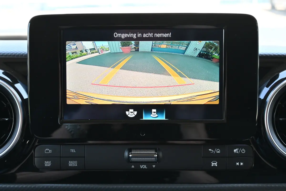 112 CDI L1 Pro LED, Navigatie en camera