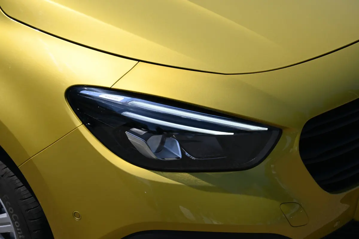 112 CDI L1 Pro LED, Navigatie en camera