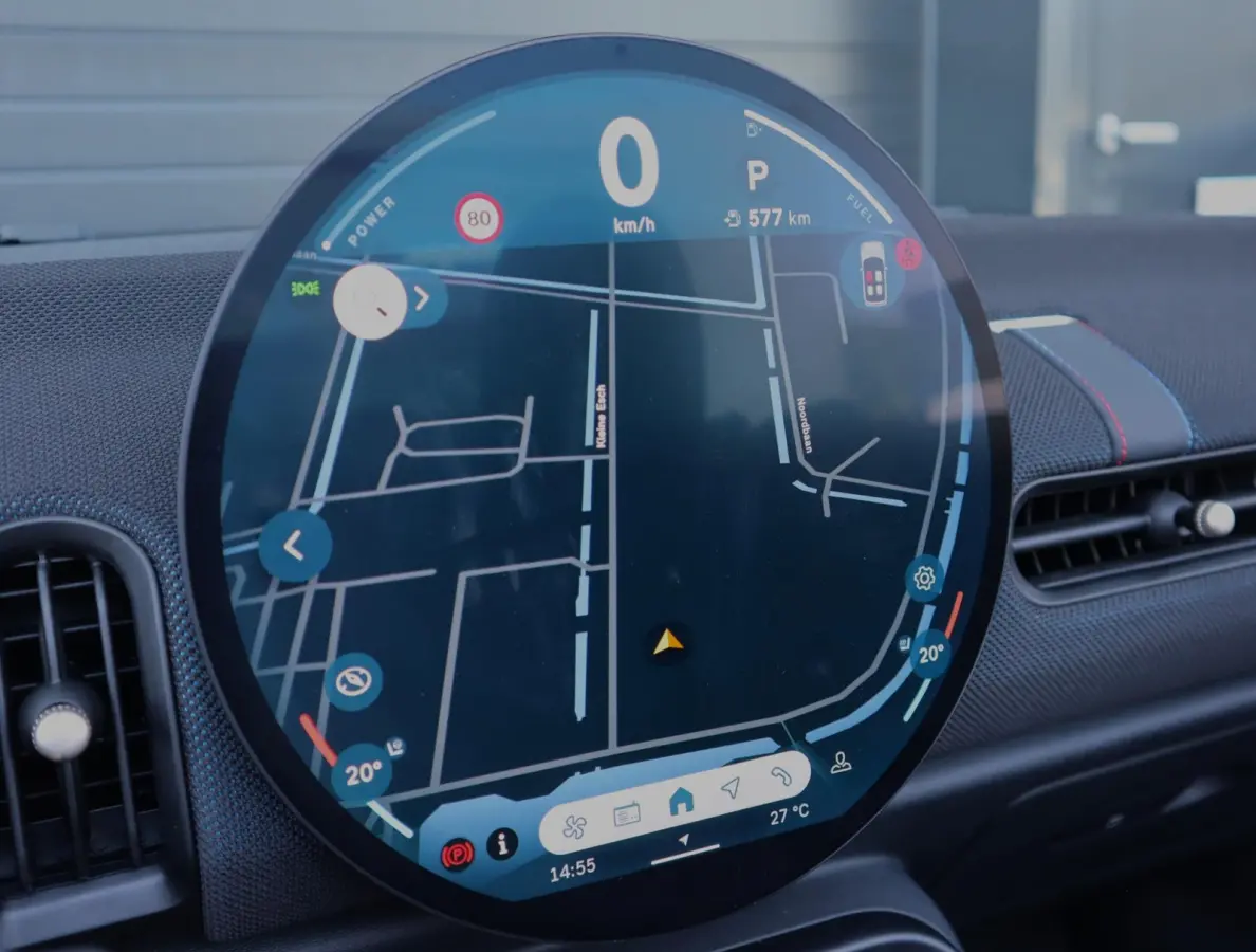 2.0 C Classic M | Camera | Carplay | HUD | 17 Inch | Stoel en Stuurverwarming