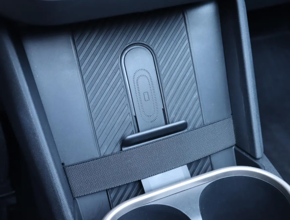 2.0 C Classic M | Camera | Carplay | HUD | 17 Inch | Stoel en Stuurverwarming