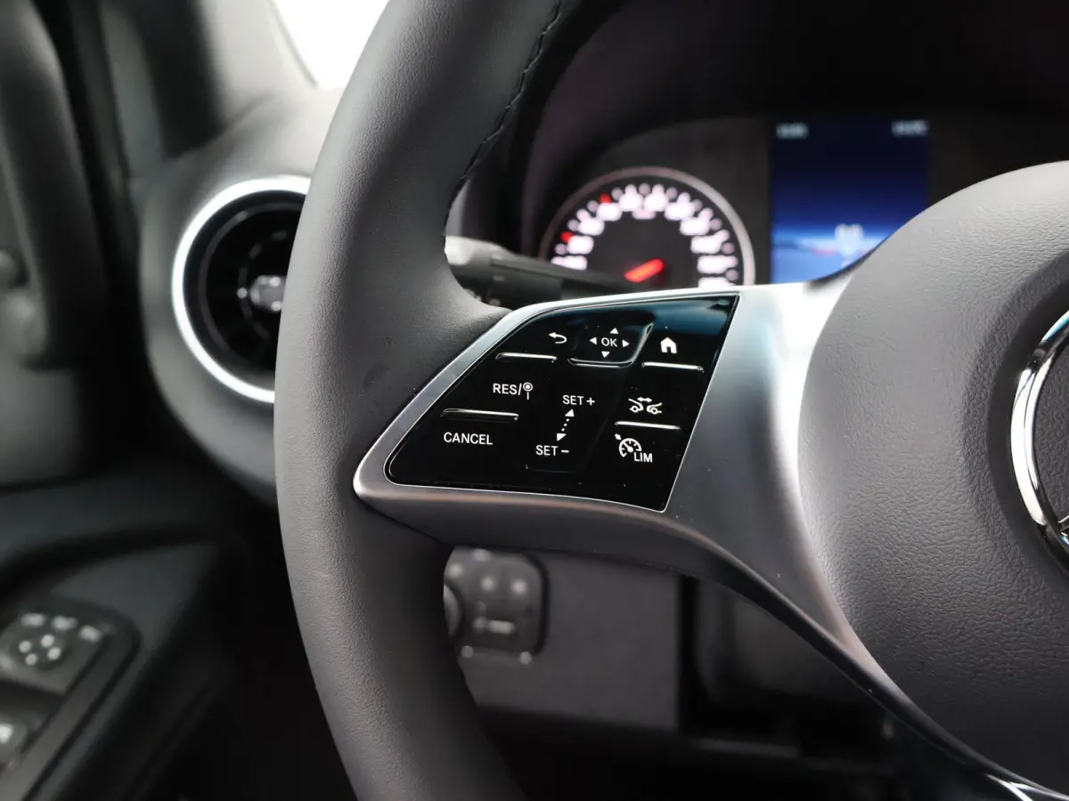 319 L2H2 RWD SELECT | BPM VRIJ | LED | DISTRONIC | WINTERPAKKET | NAVIGATIE