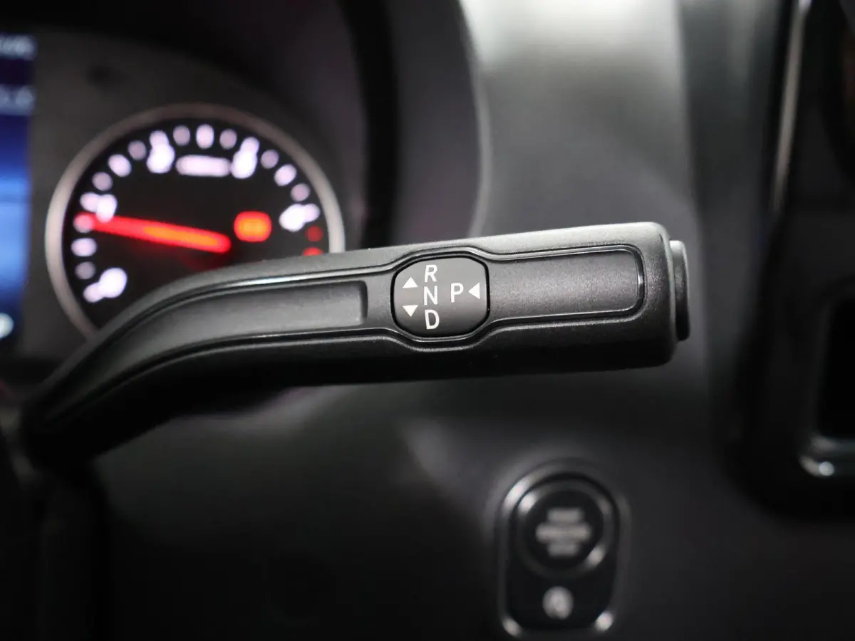 319 L2H2 RWD SELECT | BPM VRIJ | LED | DISTRONIC | WINTERPAKKET | NAVIGATIE