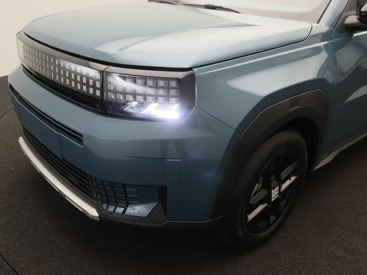1.2 Hybrid ICON | Voorraadvoordeel | 16'' LM. Velgen | Apple Carplay & Android Auto | Tot 8 Jaar Garantie |