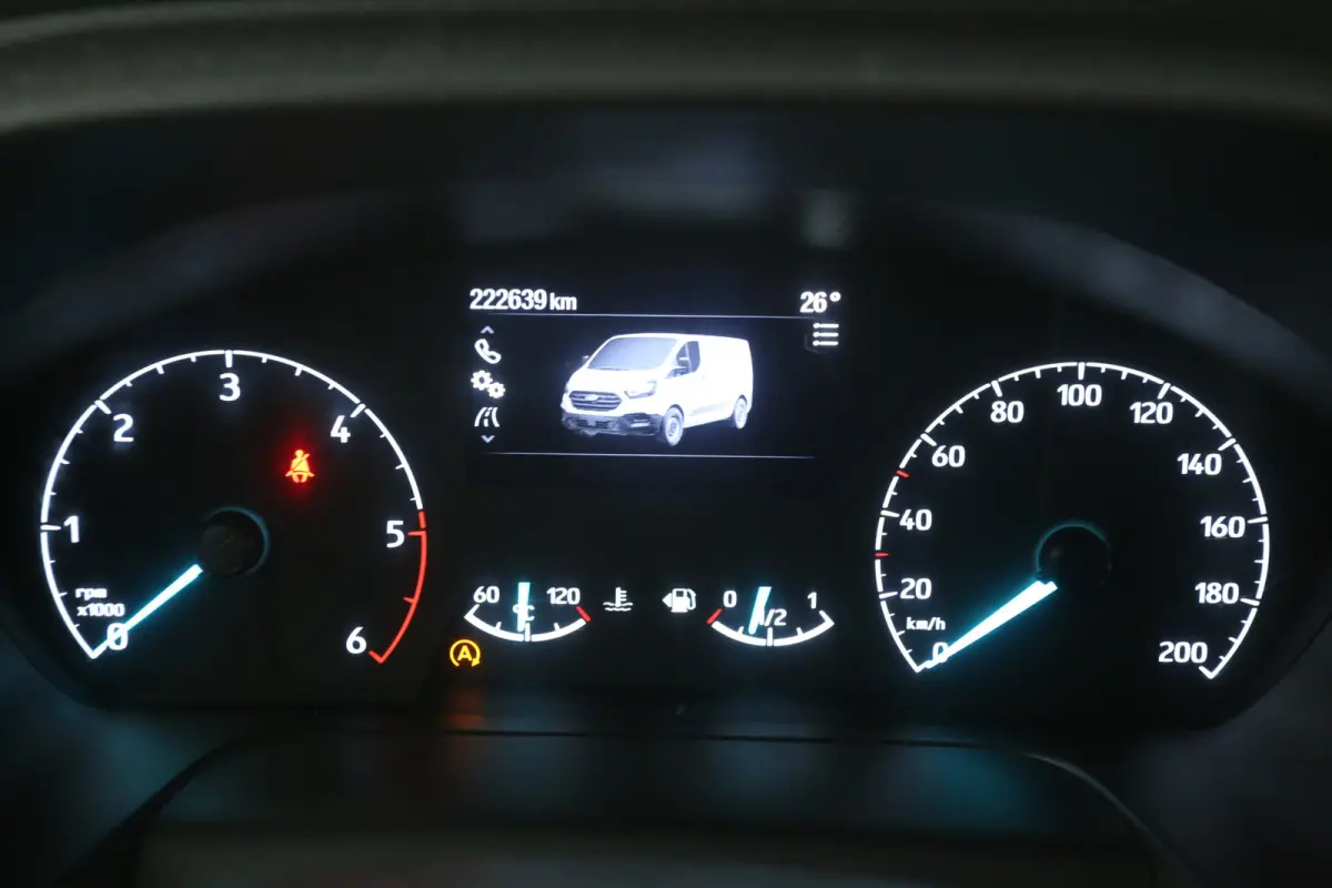 2.0 TDCI L1H1 Sport 185PK | Airco | Cruise | Camera | Carplay | Trekhaak