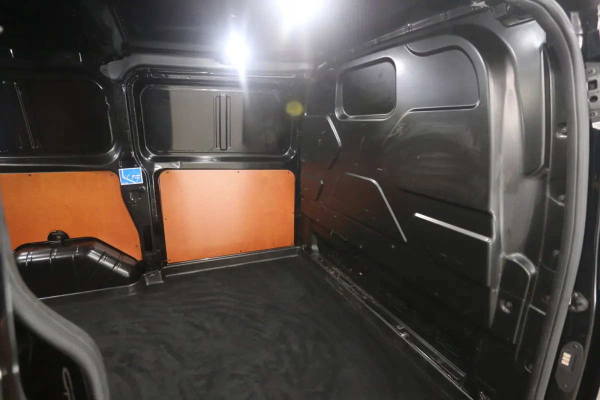 2.0 TDCI L1H1 Sport 185PK | Airco | Cruise | Camera | Carplay | Trekhaak