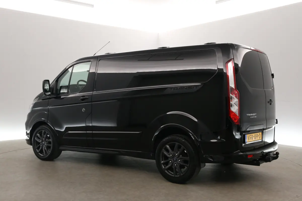 2.0 TDCI L1H1 Sport 185PK | Airco | Cruise | Camera | Carplay | Trekhaak