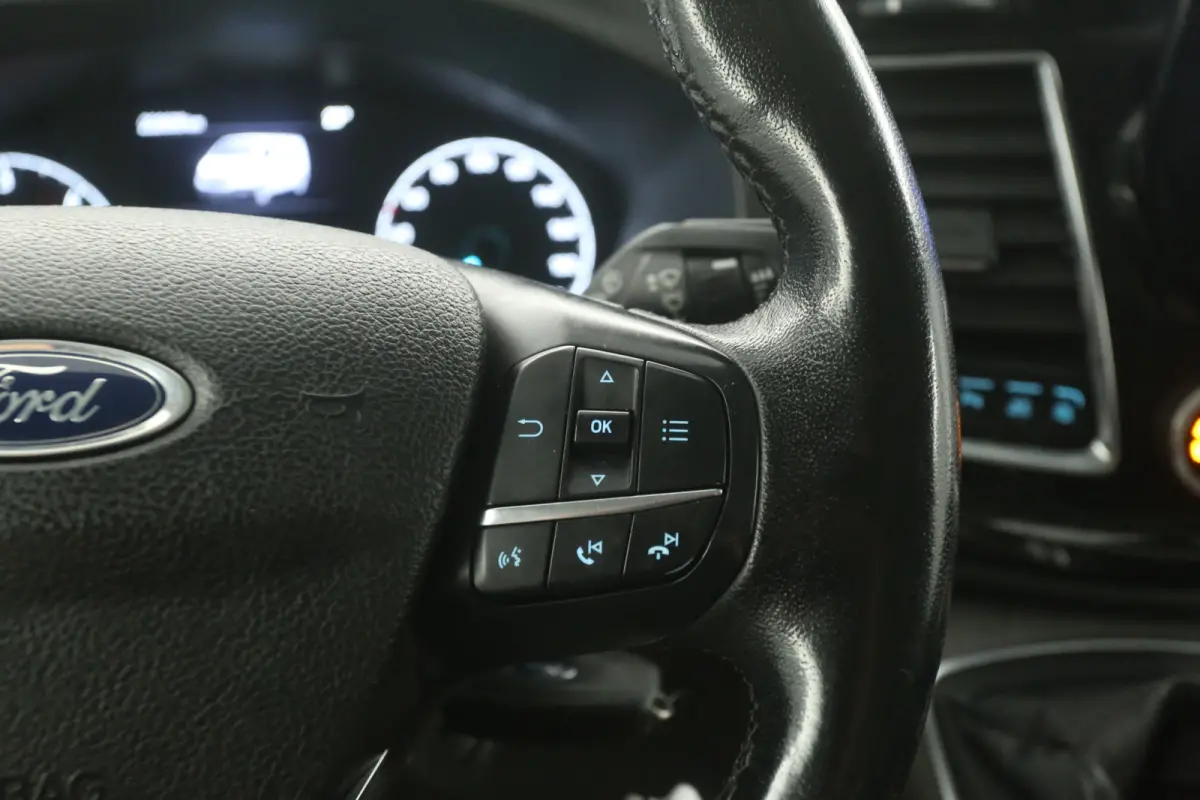 2.0 TDCI L1H1 Sport 185PK | Airco | Cruise | Camera | Carplay | Trekhaak