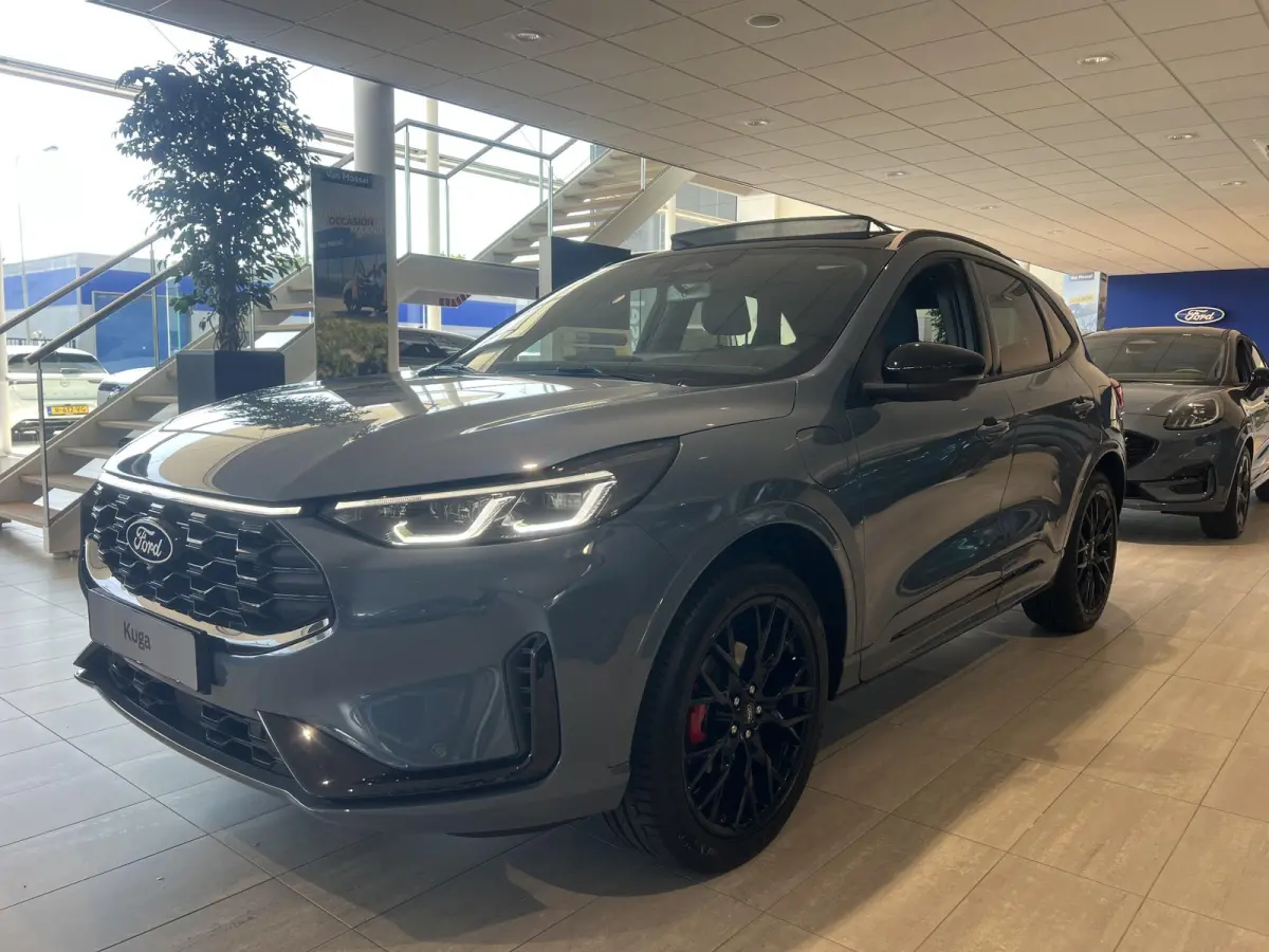 2.5 PHEV BlueCruise Edition | Nieuw te bestellen! | €4000 Ford Voordeel | Elek. Trekhaak | B&O Premium Audio | Stoel/stuur voorruitverwarming | Adaptive Cruise inc. BlueCruise | 20-Inch | 