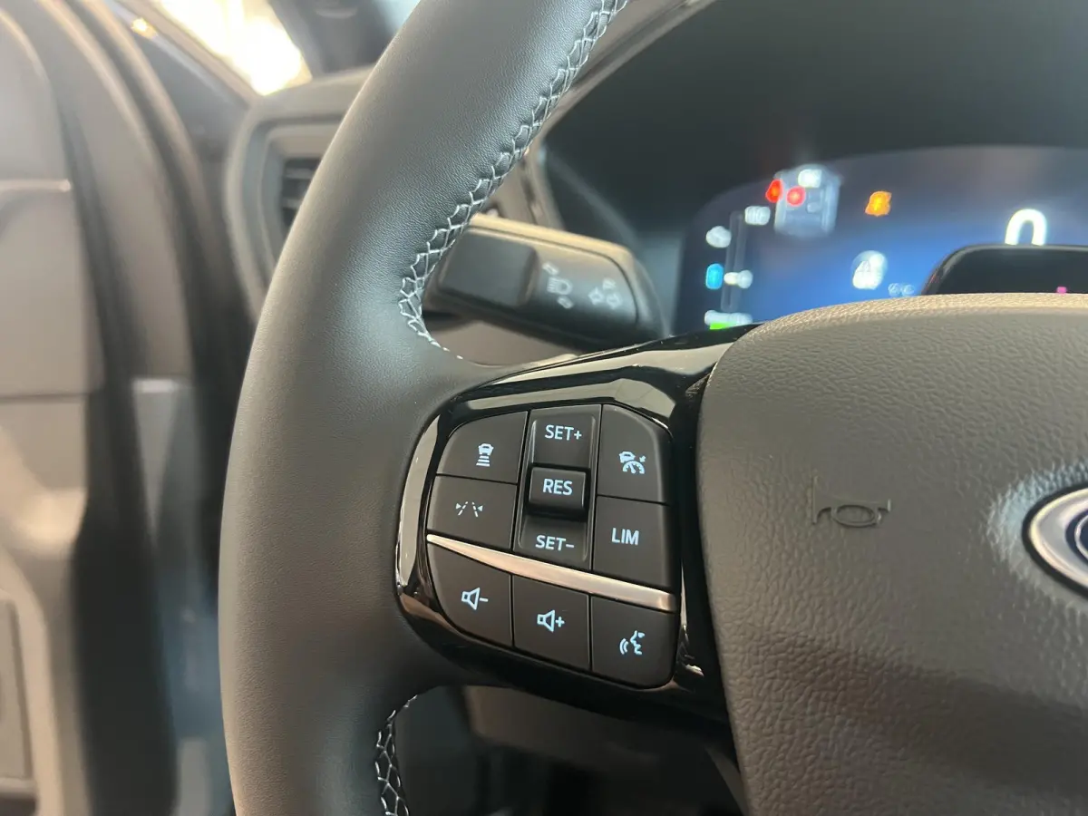 2.5 PHEV BlueCruise Edition | Nieuw te bestellen! | €4000 Ford Voordeel | Elek. Trekhaak | B&O Premium Audio | Stoel/stuur voorruitverwarming | Adaptive Cruise inc. BlueCruise | 20-Inch | 