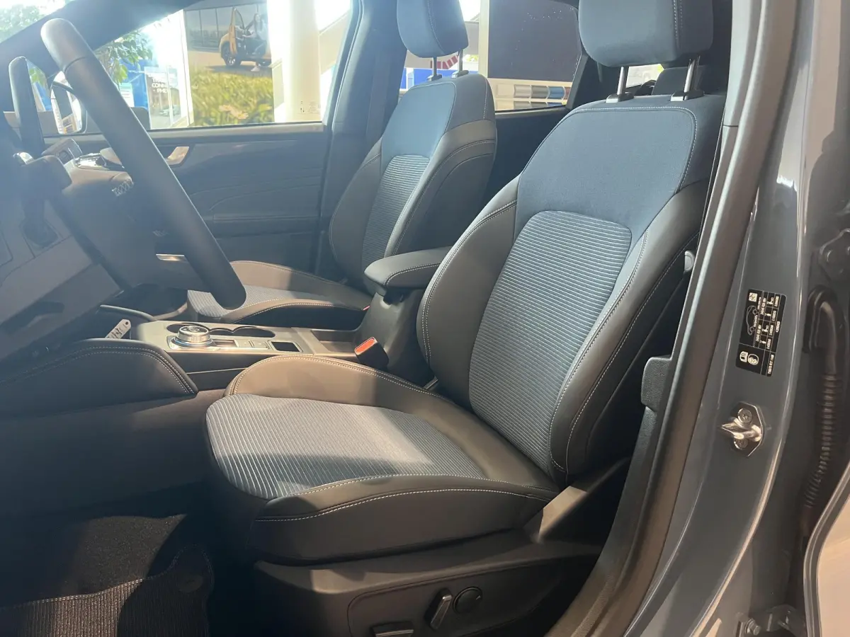 2.5 PHEV BlueCruise Edition | Nieuw te bestellen! | €4000 Ford Voordeel | Elek. Trekhaak | B&O Premium Audio | Stoel/stuur voorruitverwarming | Adaptive Cruise inc. BlueCruise | 20-Inch | 