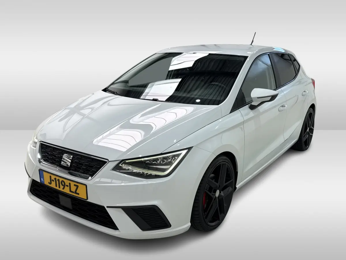 1.0 TSI 116pk DSG Style | Navi | Carplay | Full Led