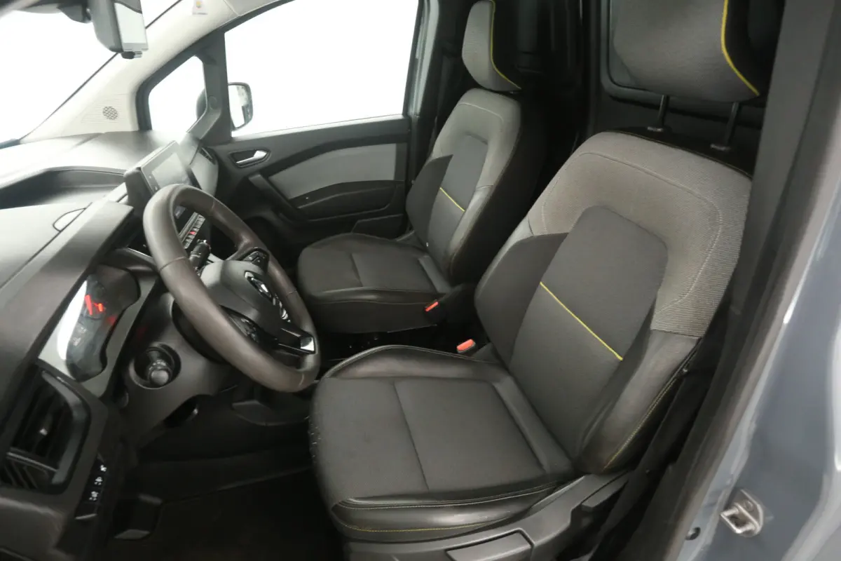 1.5 Blue dCi | Aut. | Airco | Cruise | Camera | Navi | Trekhaak | Parkeersens.