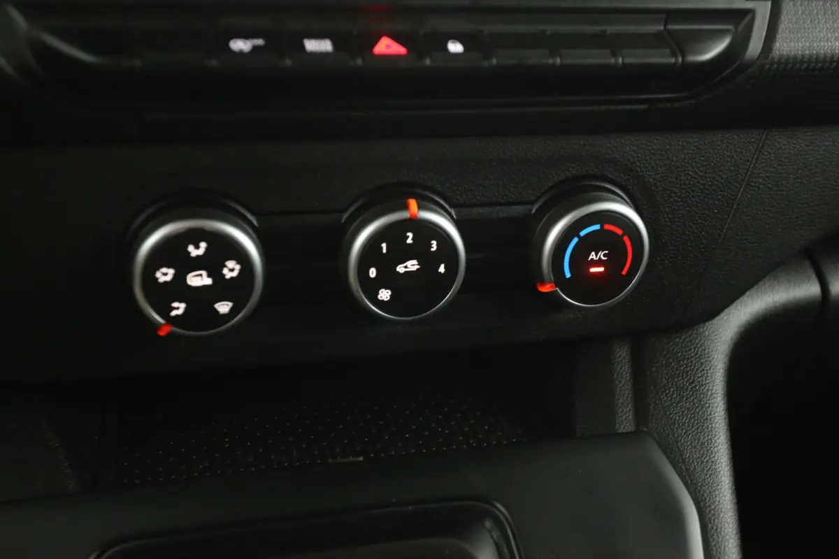 1.5 Blue dCi | Aut. | Airco | Cruise | Camera | Navi | Trekhaak | Parkeersens.