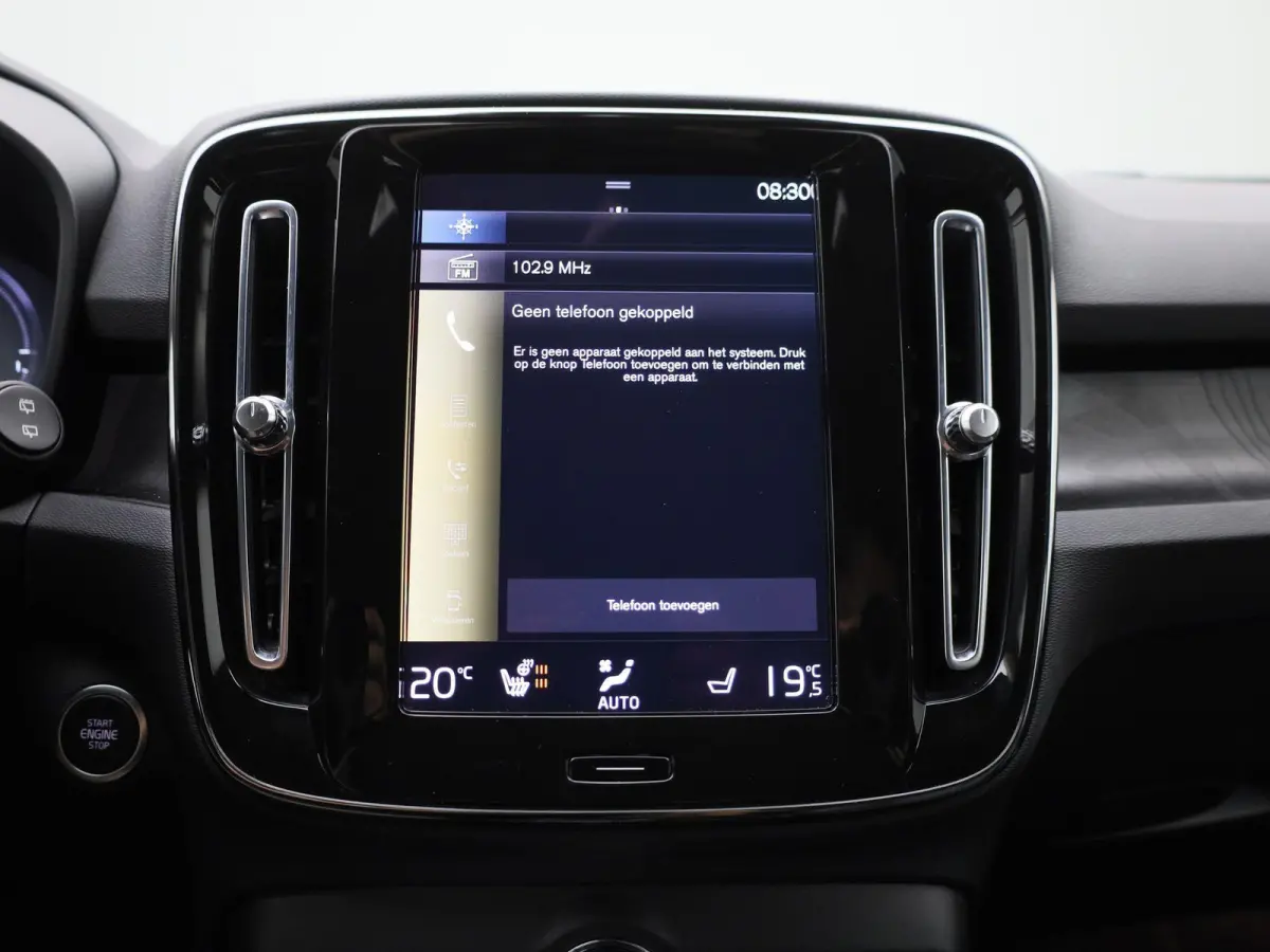 T4 PHEV Plus Dark Design Aut. | APPLE CARPLAY | ANDROID AUTO | HARMAN KARDON | DODEHOEKSENSOREN | LEDEREN BEKLEDING | ACHTERUITRIJCAMERA | DAB RADIO | CRUISE CONTROL | STOELVERWARMING | STUU
