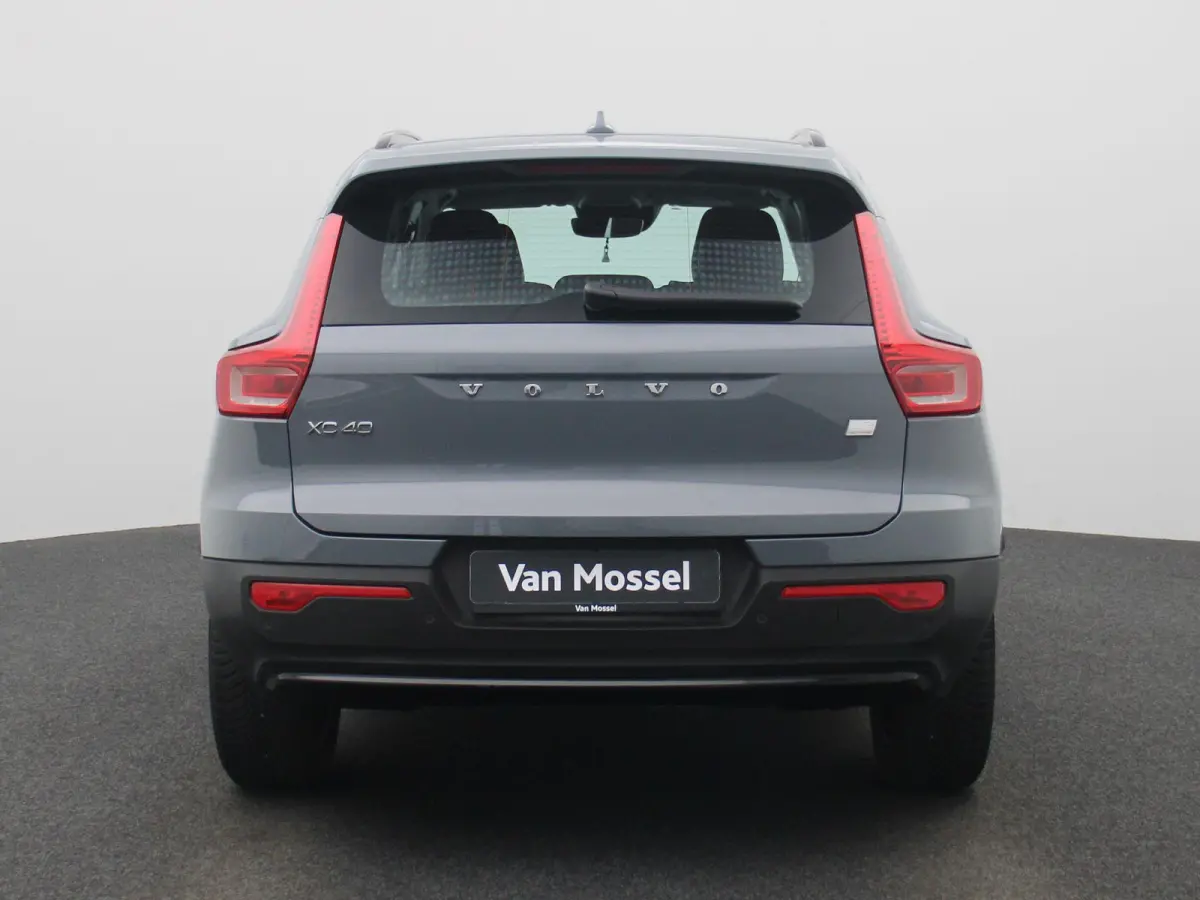 T4 PHEV Plus Dark Design Aut. | APPLE CARPLAY | ANDROID AUTO | HARMAN KARDON | DODEHOEKSENSOREN | LEDEREN BEKLEDING | ACHTERUITRIJCAMERA | DAB RADIO | CRUISE CONTROL | STOELVERWARMING | STUU