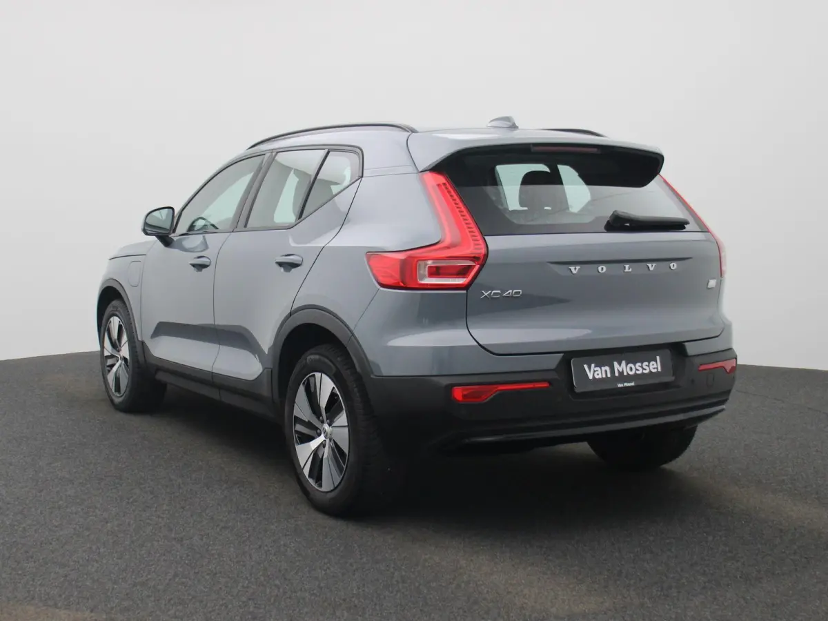 T4 PHEV Plus Dark Design Aut. | APPLE CARPLAY | ANDROID AUTO | HARMAN KARDON | DODEHOEKSENSOREN | LEDEREN BEKLEDING | ACHTERUITRIJCAMERA | DAB RADIO | CRUISE CONTROL | STOELVERWARMING | STUU