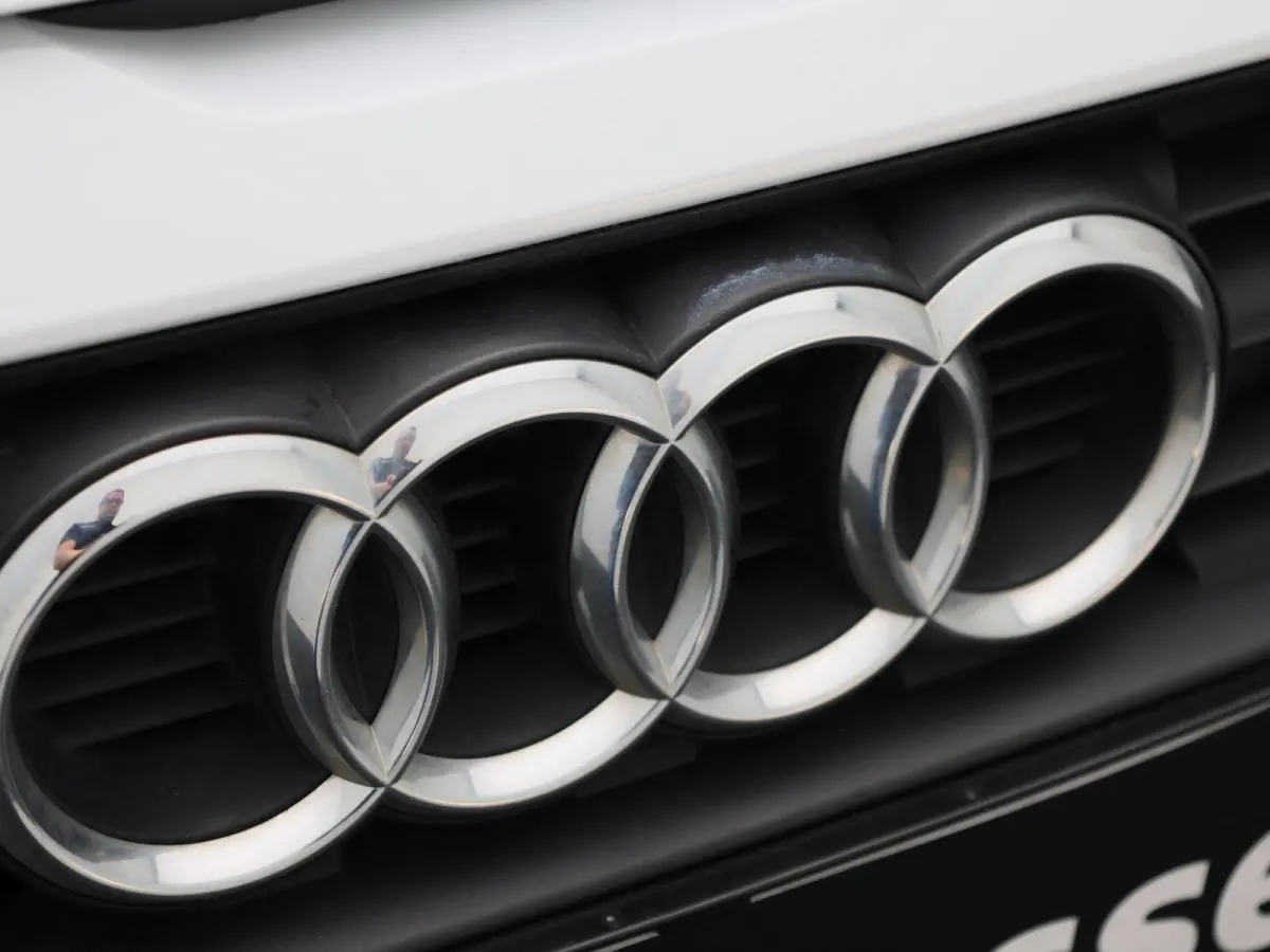 1.0 25 TFSI | APPLE CARPLAY | ANDROID AUTO | PARKEERSENSOREN | CRUISE CONTROL | CLIMATE CONTROL | DAB RADIO | LICHTMETALEN VELGEN | DIGITAL COCKPIT |