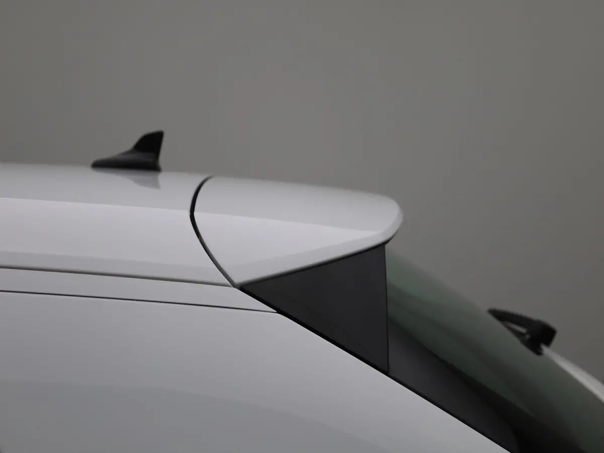 1.0 25 TFSI | APPLE CARPLAY | ANDROID AUTO | PARKEERSENSOREN | CRUISE CONTROL | CLIMATE CONTROL | DAB RADIO | LICHTMETALEN VELGEN | DIGITAL COCKPIT |