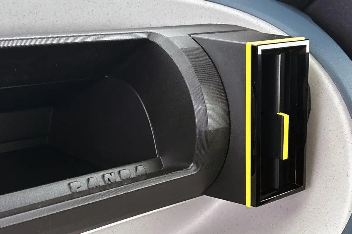 1.2 Hybrid ICON / Carplay / Airco / 2+6 Jaar Garantie