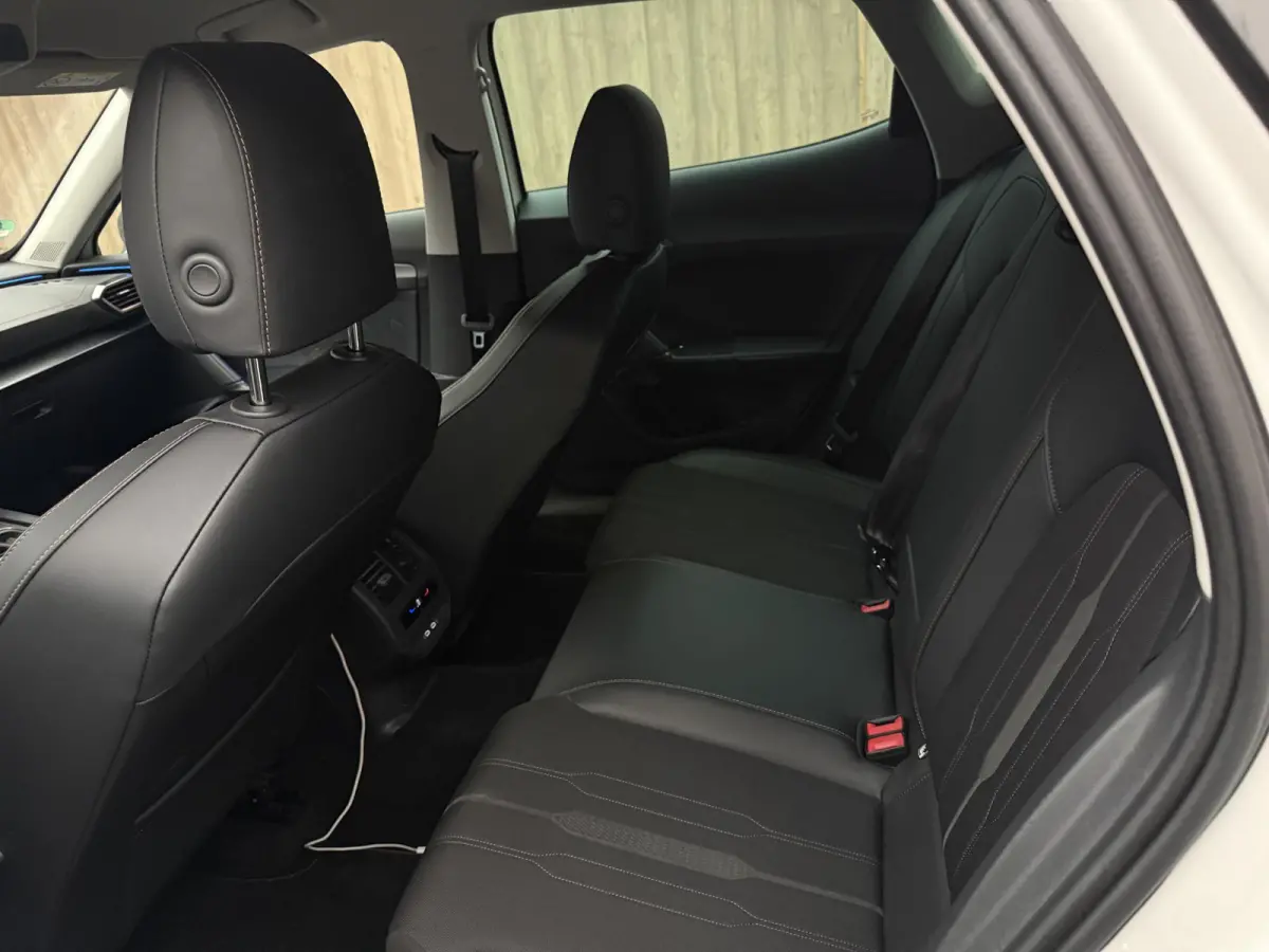 1.5 TSI Business Edition Plus Virtual Sfeer Camera CarPlay