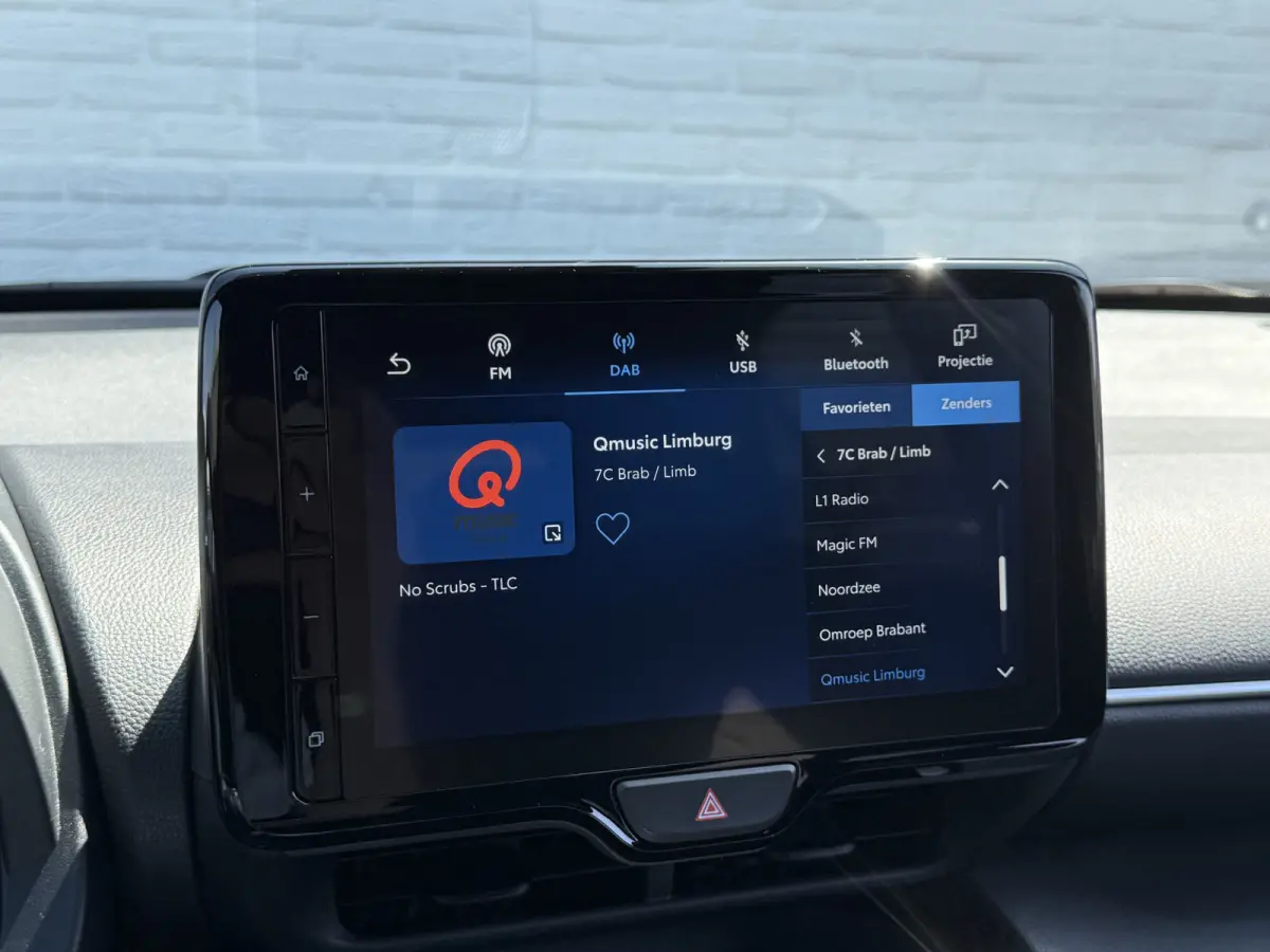 1.5 Hybrid AWD Team D | ACC | CarPlay | Camera | Keyless | DAB+