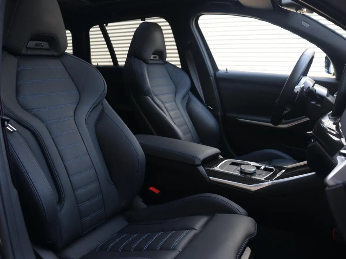 Touring M340i xDrive | M Sportpakket Pro | Panodak | Head-Up | Trekhaak | Driving Assistant Prof. | Adaptief M Onderstel | Harman Kardon | Elektr. Stoelen | 19'' LMV