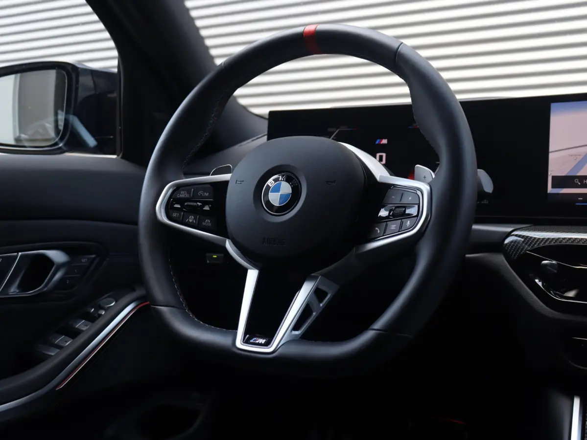 Touring M340i xDrive | M Sportpakket Pro | Panodak | Head-Up | Trekhaak | Driving Assistant Prof. | Adaptief M Onderstel | Harman Kardon | Elektr. Stoelen | 19'' LMV