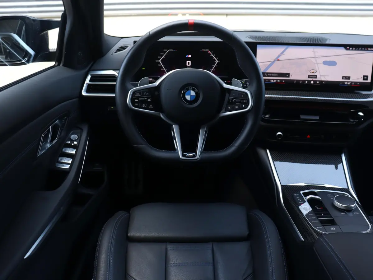 Touring M340i xDrive | M Sportpakket Pro | Panodak | Head-Up | Trekhaak | Driving Assistant Prof. | Adaptief M Onderstel | Harman Kardon | Elektr. Stoelen | 19'' LMV