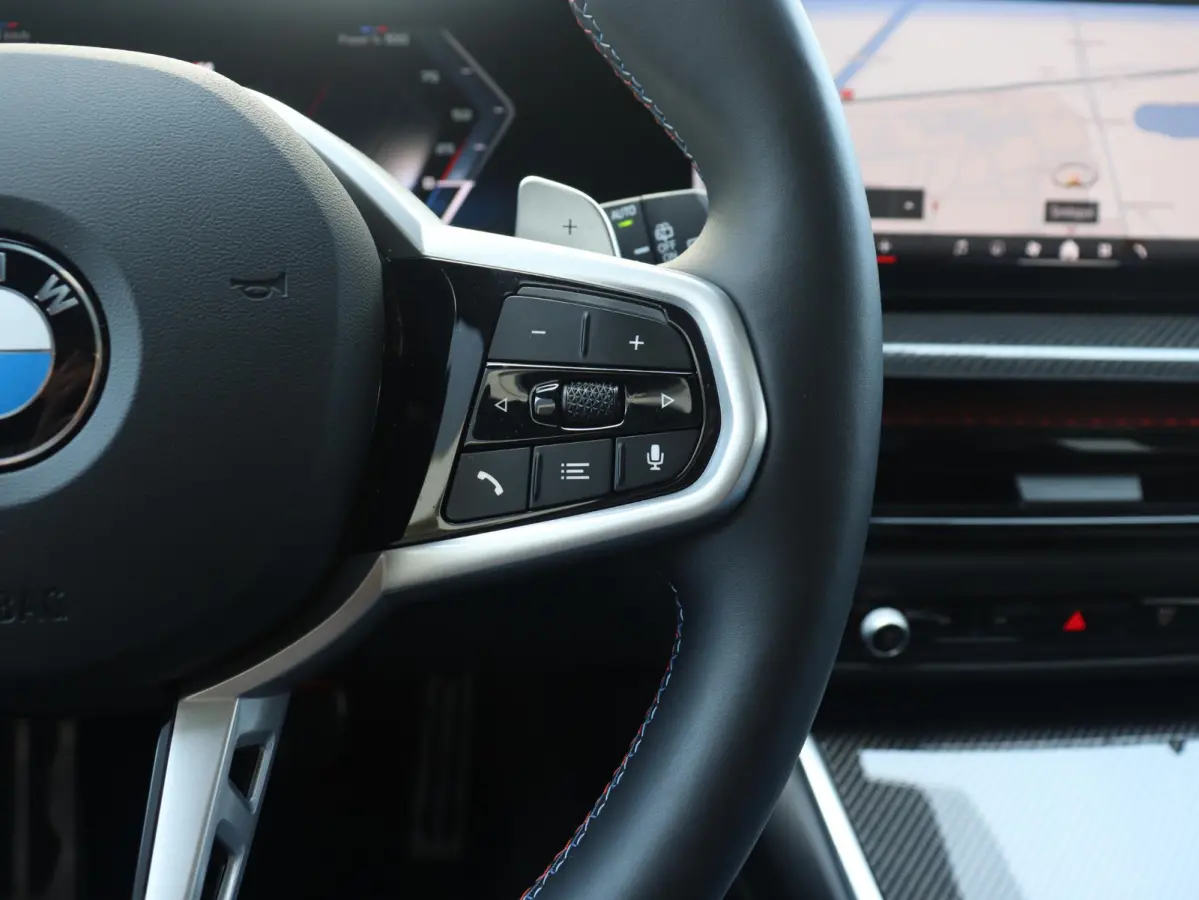 Touring M340i xDrive | M Sportpakket Pro | Panodak | Head-Up | Trekhaak | Driving Assistant Prof. | Adaptief M Onderstel | Harman Kardon | Elektr. Stoelen | 19'' LMV