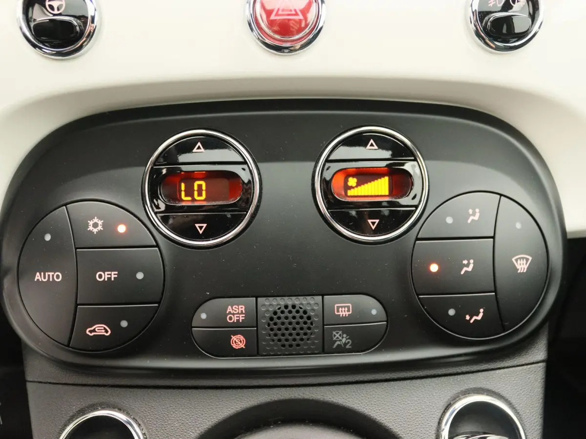 1.0 Hybrid Dolcevita | Apple Carplay & Android Auto | Panoramadak | Cruise Control | Climate Control |