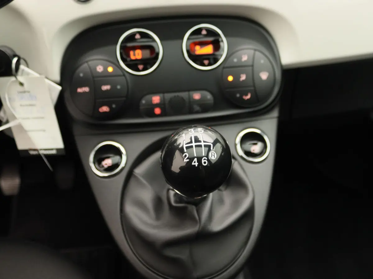 1.0 Hybrid Dolcevita | Apple Carplay & Android Auto | Panoramadak | Cruise Control | Climate Control |