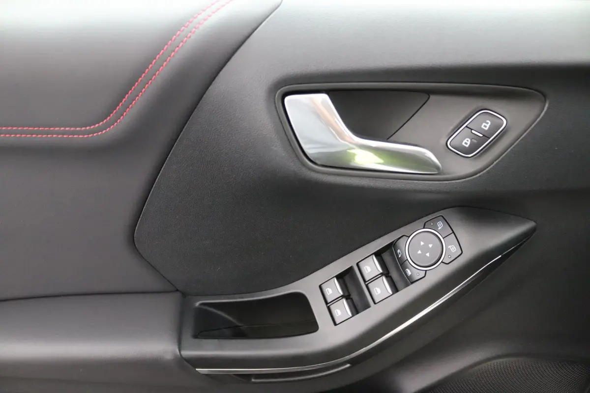 1.0 EcoBoost ST-Line X 155pk | Winterpack | B&O | Elektrische Achterklep | Camera | Adaptive Cruise | BLIS | Full-LED | CarPlay/Android Auto