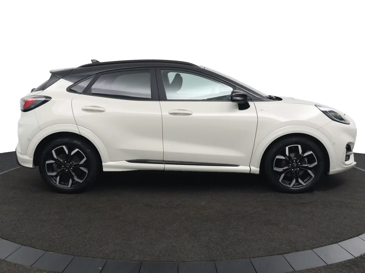 1.0 EcoBoost ST-Line X 155pk | Winterpack | B&O | Elektrische Achterklep | Camera | Adaptive Cruise | BLIS | Full-LED | CarPlay/Android Auto