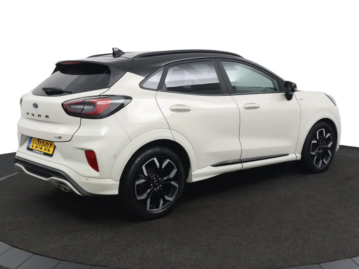 1.0 EcoBoost ST-Line X 155pk | Winterpack | B&O | Elektrische Achterklep | Camera | Adaptive Cruise | BLIS | Full-LED | CarPlay/Android Auto