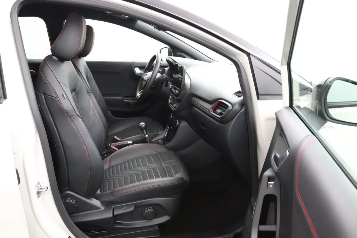 1.0 EcoBoost ST-Line X 155pk | Winterpack | B&O | Elektrische Achterklep | Camera | Adaptive Cruise | BLIS | Full-LED | CarPlay/Android Auto