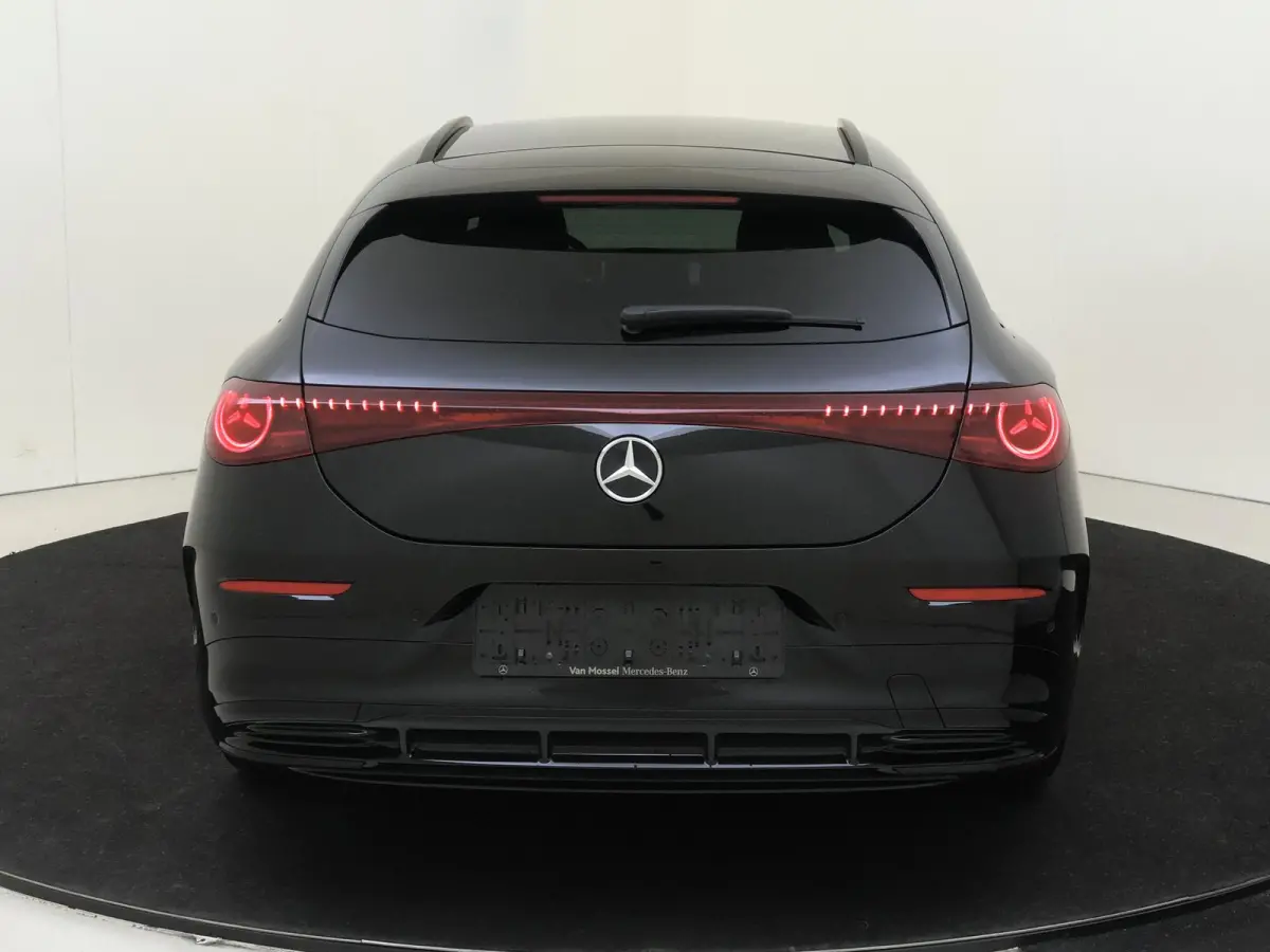 250+ Business Solution AMG 85.5 kWh / Superscreen / Memory-Stoelen / Night-Pakket / Winterpakket /