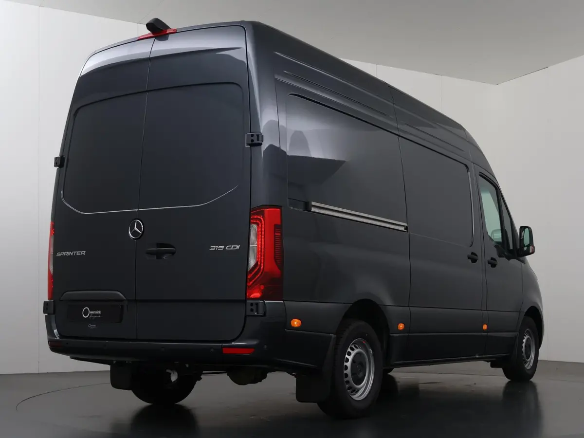 319 L2H2 RWD SELECT | LED | NAVIGATIE | DISTRONIC | WINTERPAKKET | ALARM