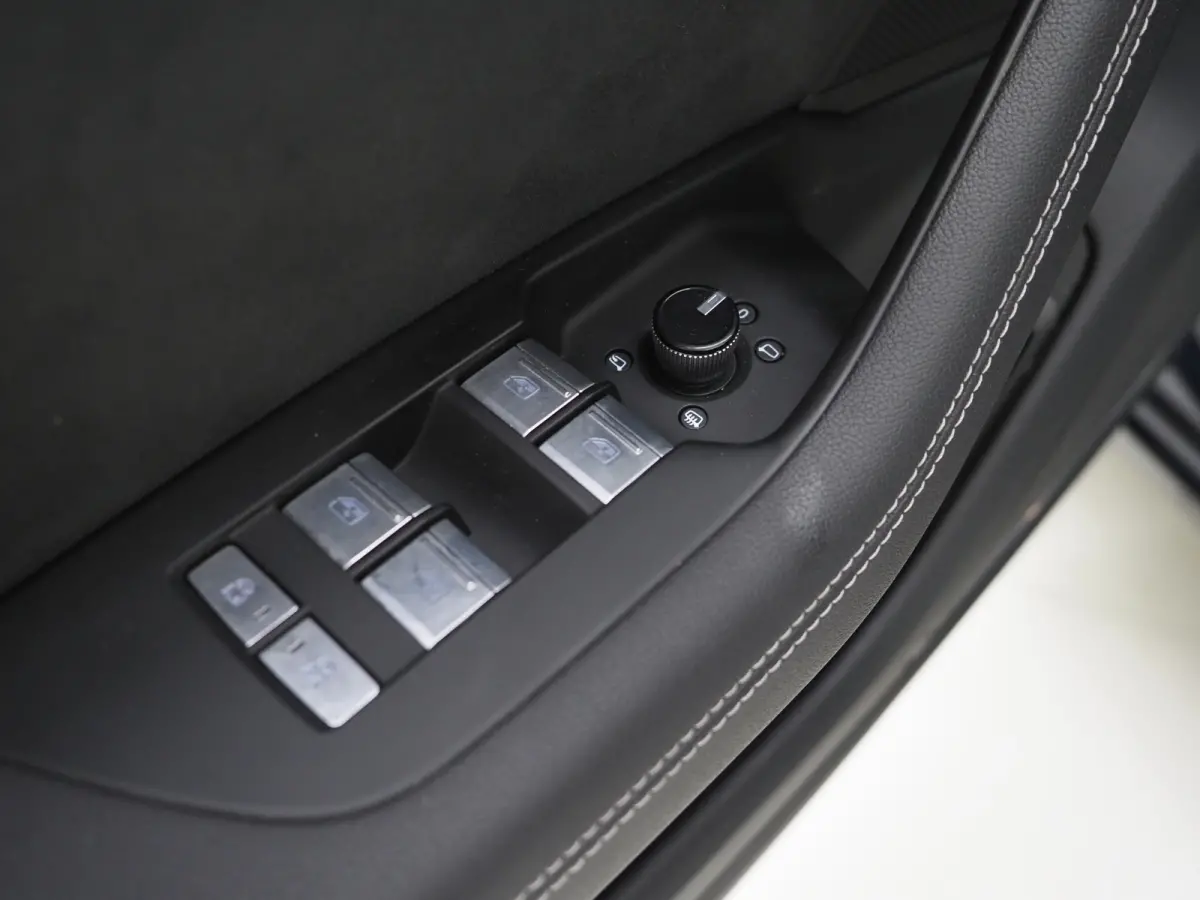50 TFSI e quattro | Panoramadak | Leder | B&O Audio | HUD | Adaptive Cruise | Keyless | Sfeerlicht