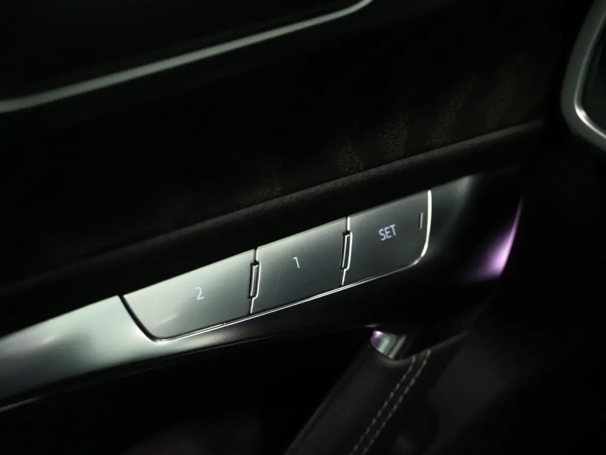 50 TFSI e quattro | Panoramadak | Leder | B&O Audio | HUD | Adaptive Cruise | Keyless | Sfeerlicht