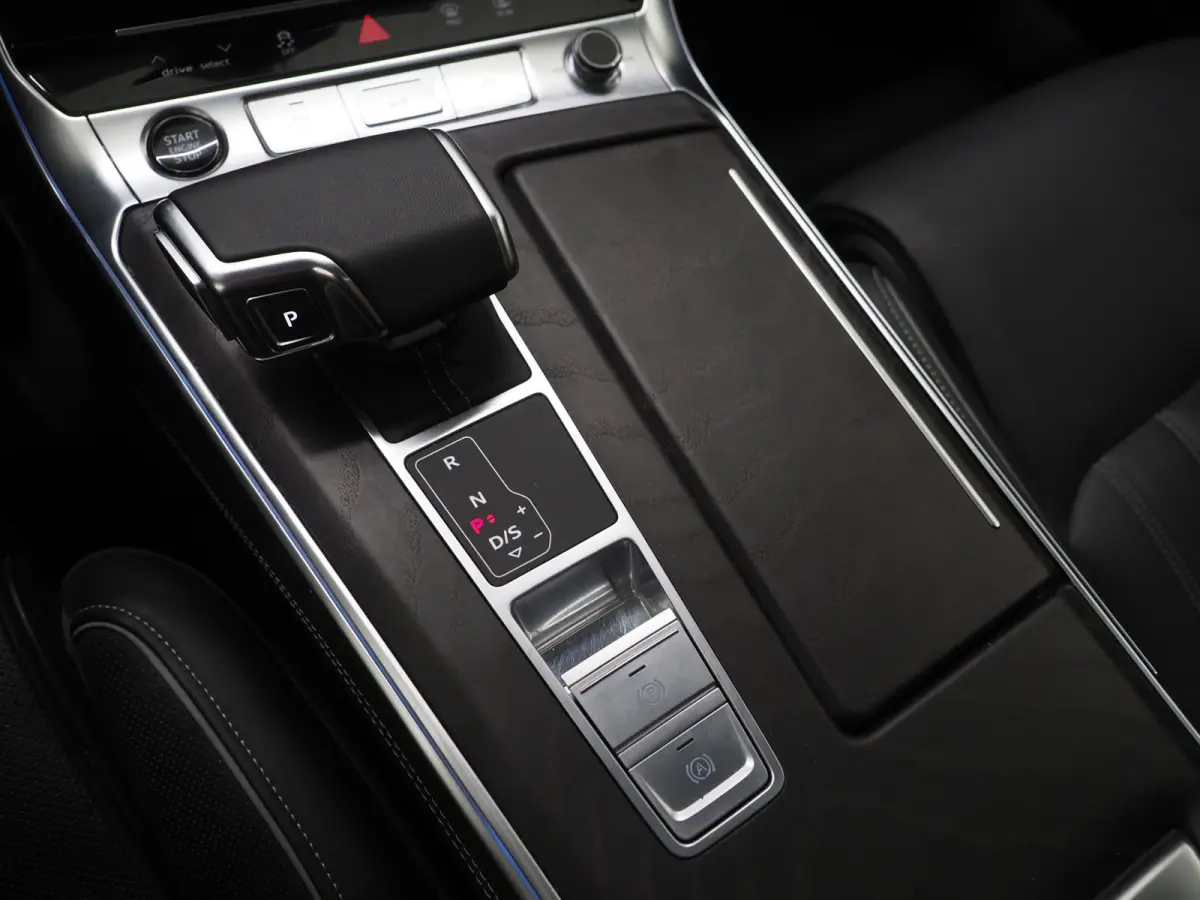 50 TFSI e quattro | Panoramadak | Leder | B&O Audio | HUD | Adaptive Cruise | Keyless | Sfeerlicht