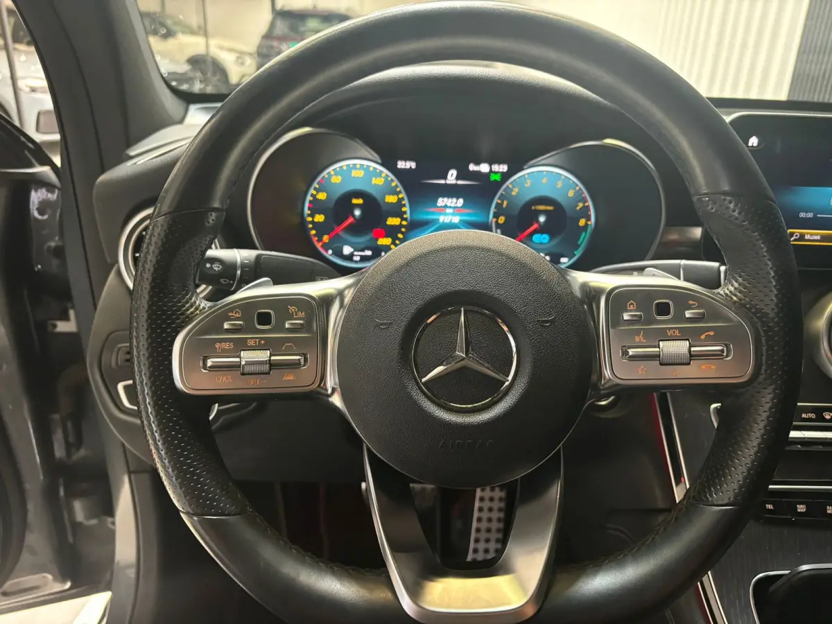 300e 4MATIC Premium Plus Amg Coupe Pano Dealer Garantie