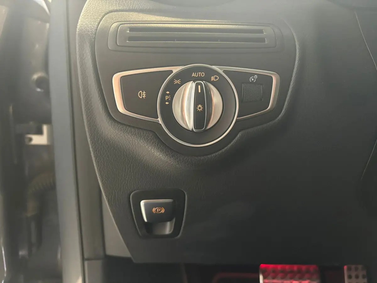 300e 4MATIC Premium Plus Amg Coupe Pano Dealer Garantie