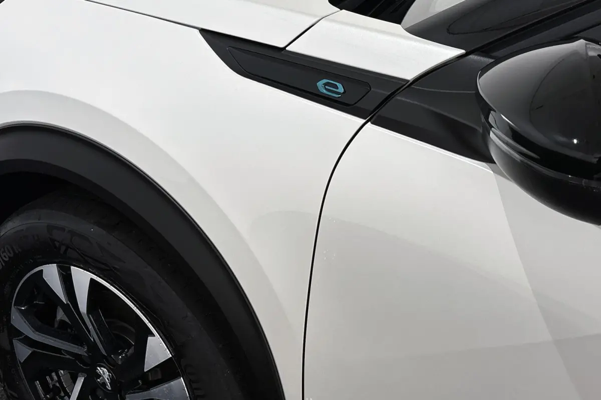 EV GT 50 kWh Achteruitrijcamera Apple Carplay Dodehoek LED Koplampen
