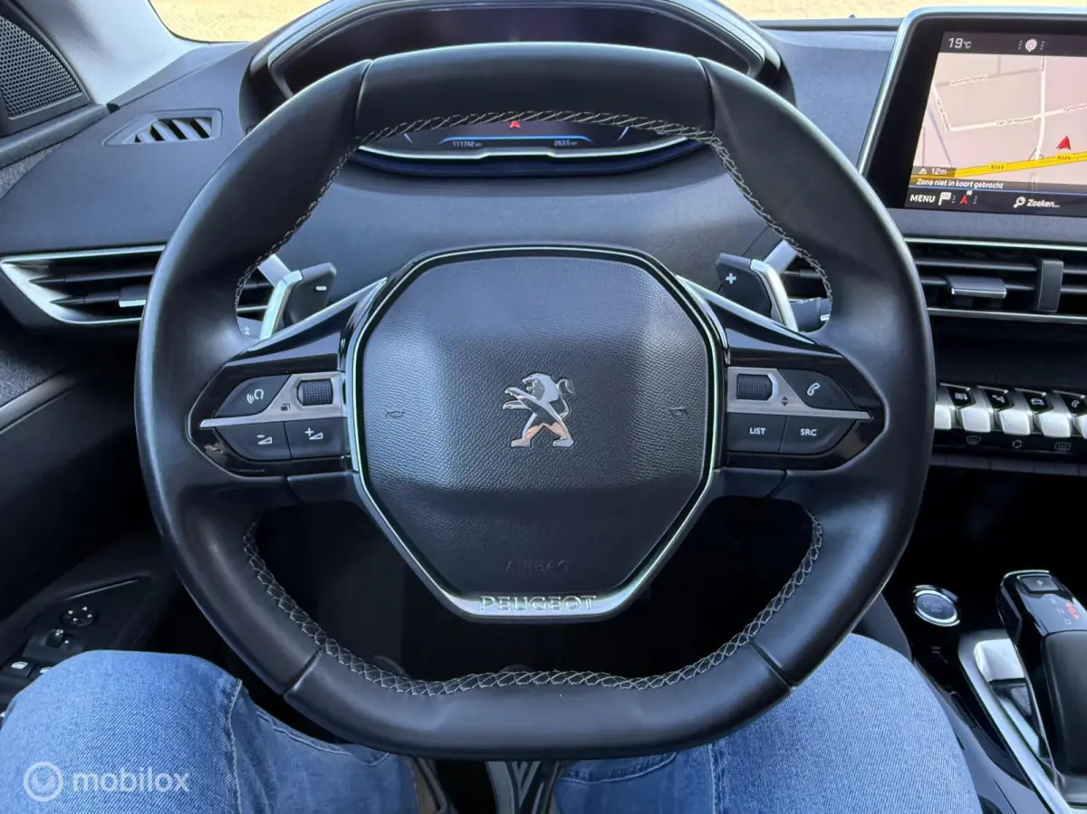 1.2 PureTech Allure PANORAMADAK | AUTOMAAT