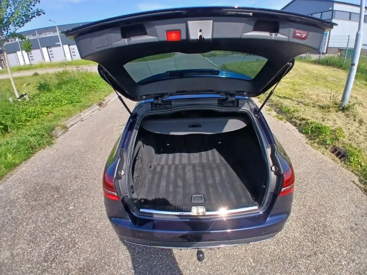 200 Business Solution AMG