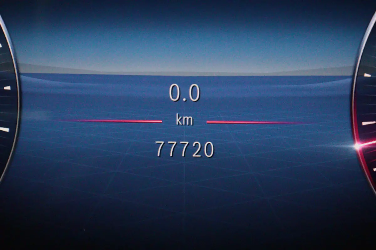 180 Business Line Automaat | NAVI | CAMERA + PDC | LEER | ADAP CRUISE | LANE-ASSIST |