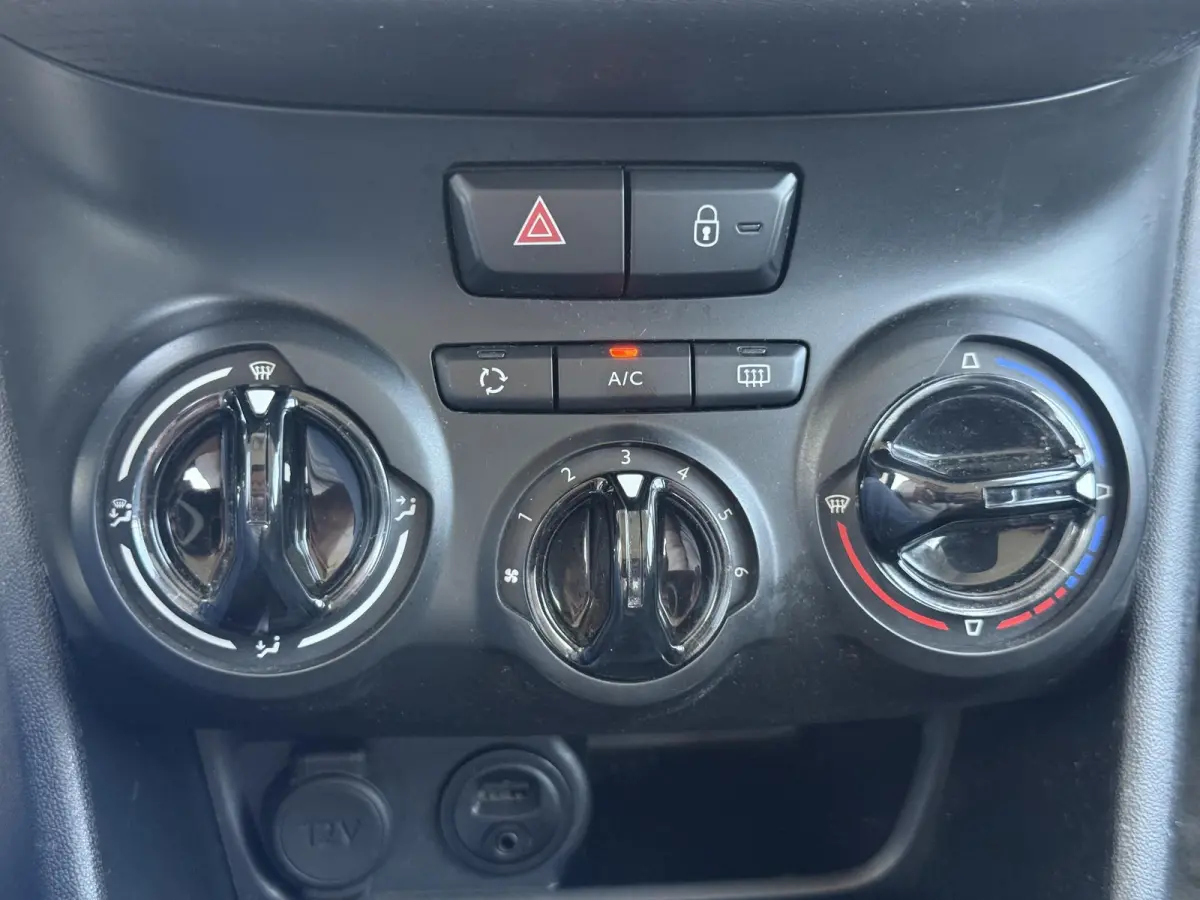 1.2 PureTech Blue Lion Navi|Carplay|Airco|Cruise|PDC|N.A.P|APK tot 09-2026